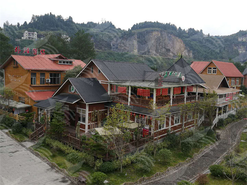 选择宜宾合成树脂瓦，为南方屋顶雨季防水护航